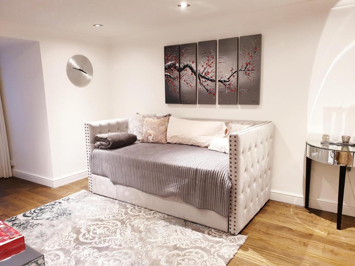 Cozy Muswell Hill 1-Bedroom Flat Londra Dış mekan fotoğraf