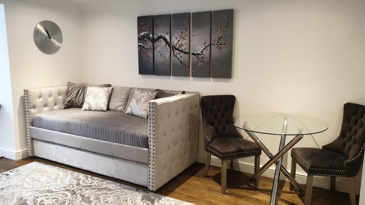 Cozy Muswell Hill 1-Bedroom Flat Londra Dış mekan fotoğraf