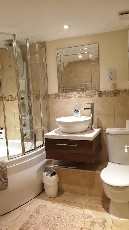 Cozy Muswell Hill 1-Bedroom Flat Londra Dış mekan fotoğraf